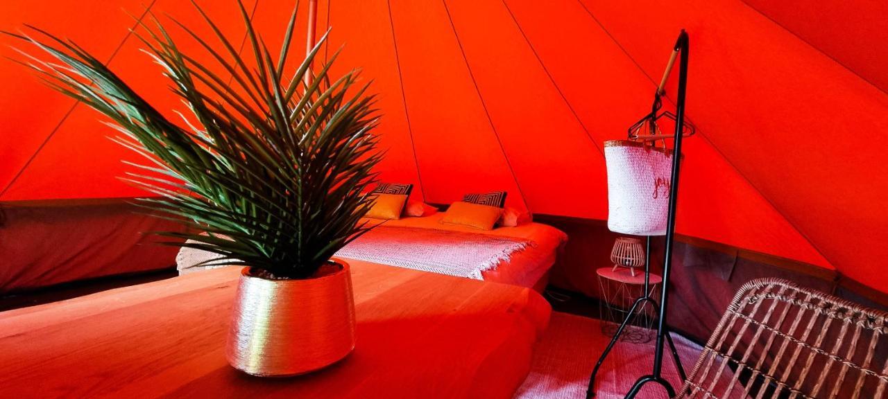Fiertelmeers Boutique Glamping Hotel Ronse Exterior foto